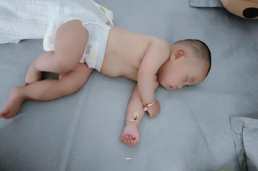 迁西宝宝尿有泡沫怎么回事